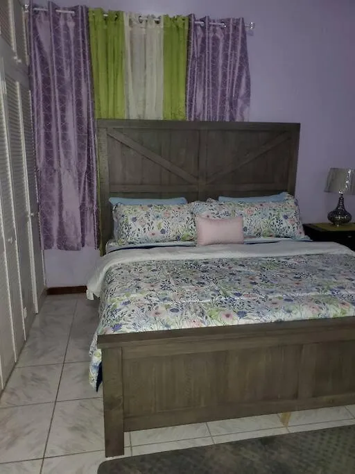 Prestige At Westgate Hills-4 Bedrooms With Dry Bar Montego Bay Villa
